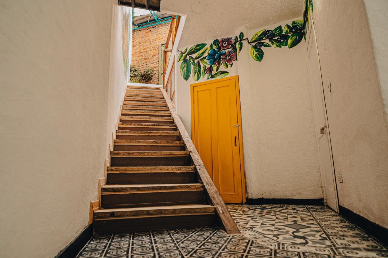 Ancestral Hostel Богота Экстерьер фото